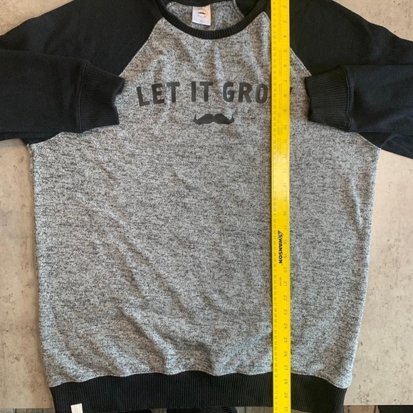 Movember Foundation  Sweatshirt Mens XL Gray Black Raglan Pullover Let It Grow - Picture 2 of 8